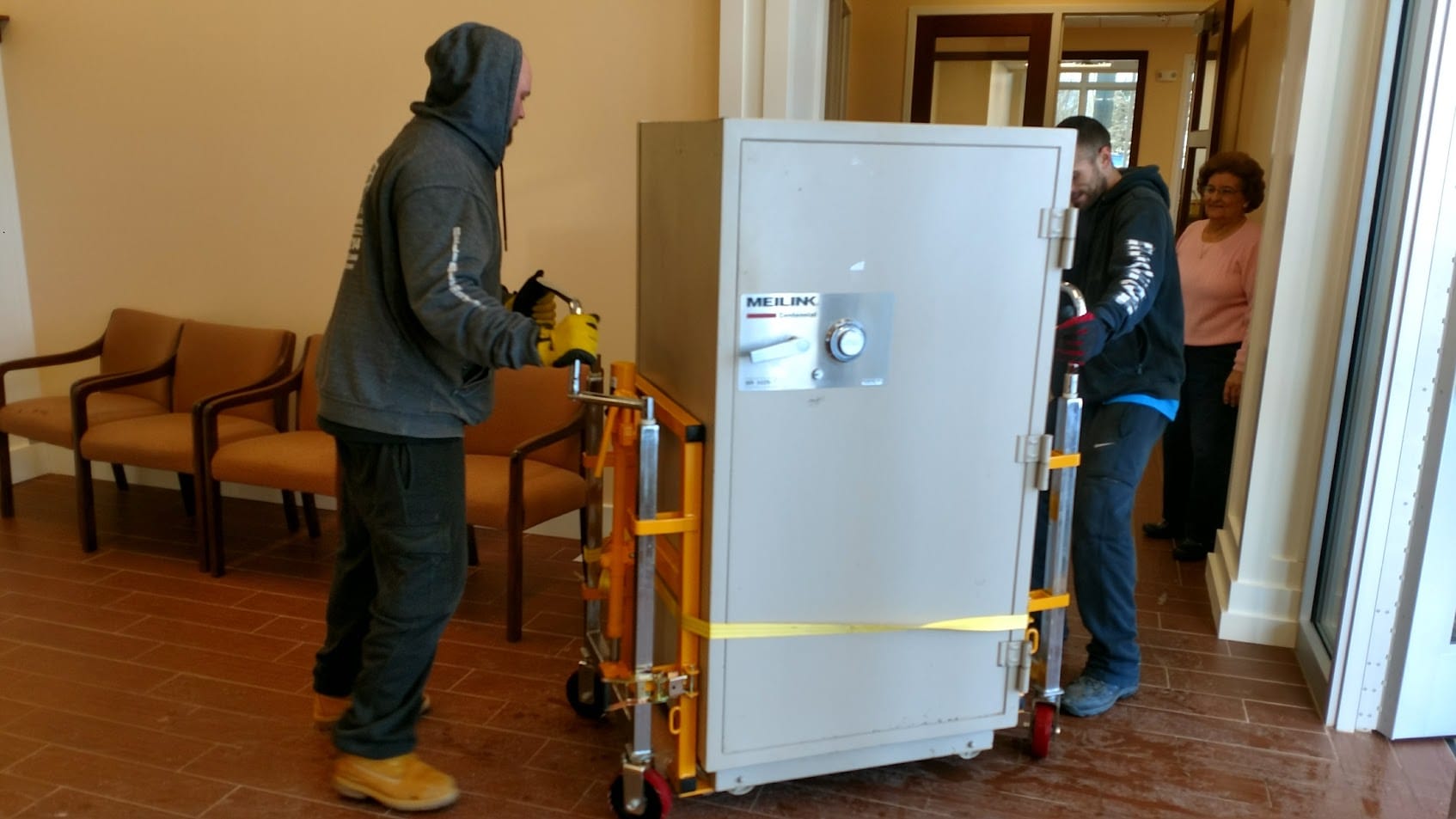 Reliable Movers safe moving crew