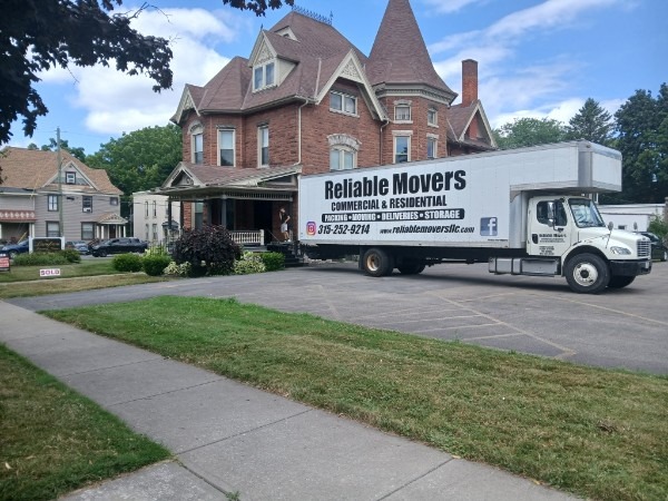 Reliable Movers 30-foot moving truck Bertha.