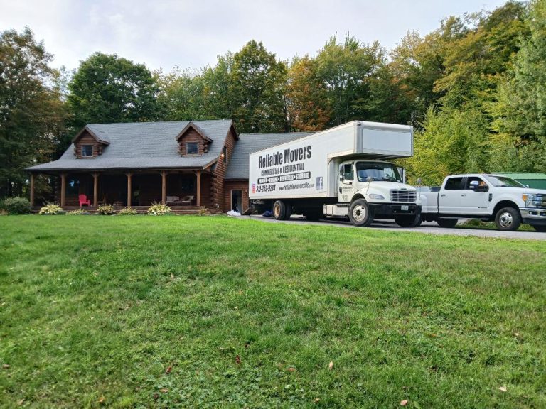 Reliable Movers moving truck and professional movers