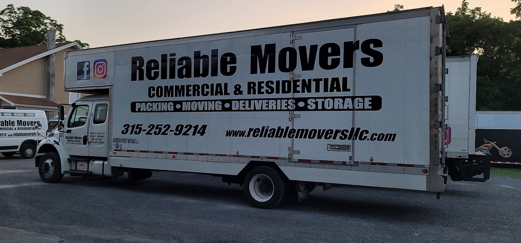 Reliable Movers 28-foot moving truck